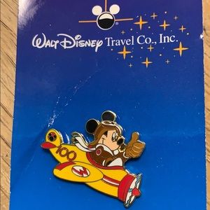 Mickey Mouse Travel Club Pin Airplane